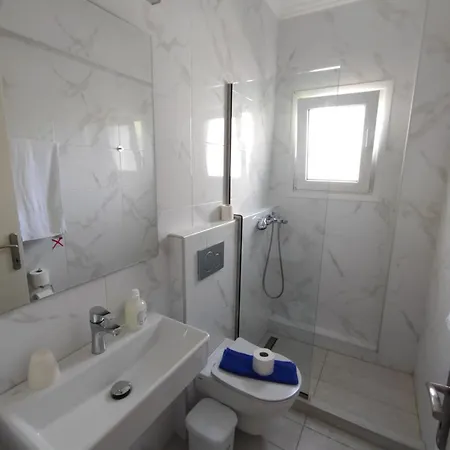 Hotel apartamentowy Ioli