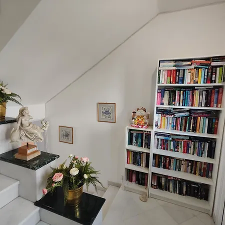 Ioli Lägenhetshotell 3*