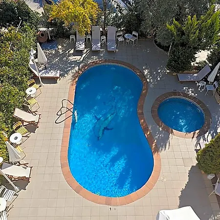 Ioli 4*