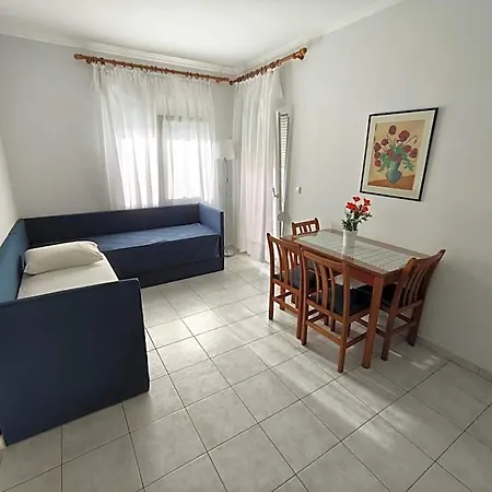 Ioli 4*