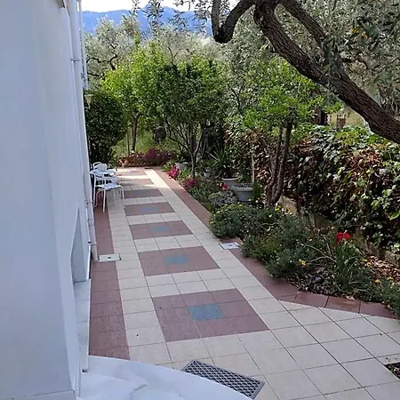 Ioli Hotel apartamentowy 4*