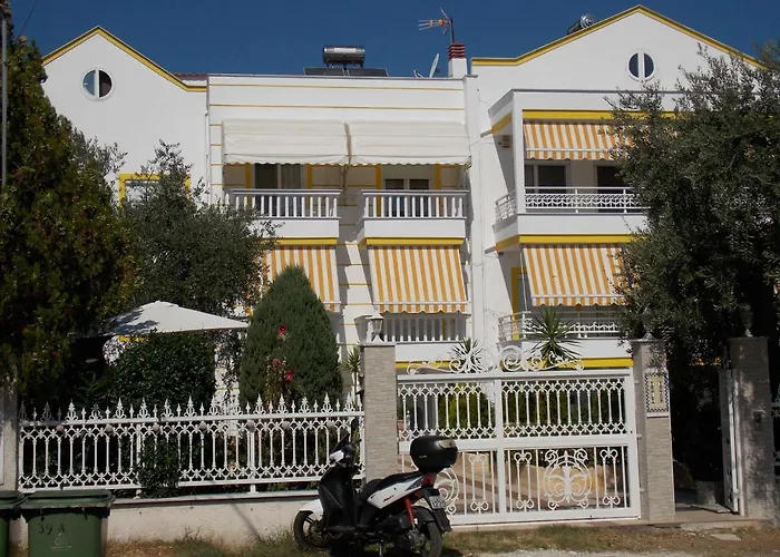 Hotel de apartamente Ioli Limenas (Thasos)