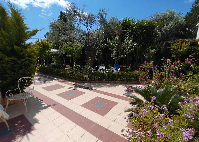 Ioli Hotel de apartamente